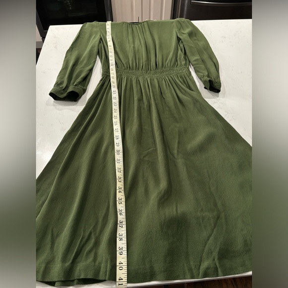 Kate Spade Green Midi Length Fit and Flare Pocket Dress. - Picture 4 of 9